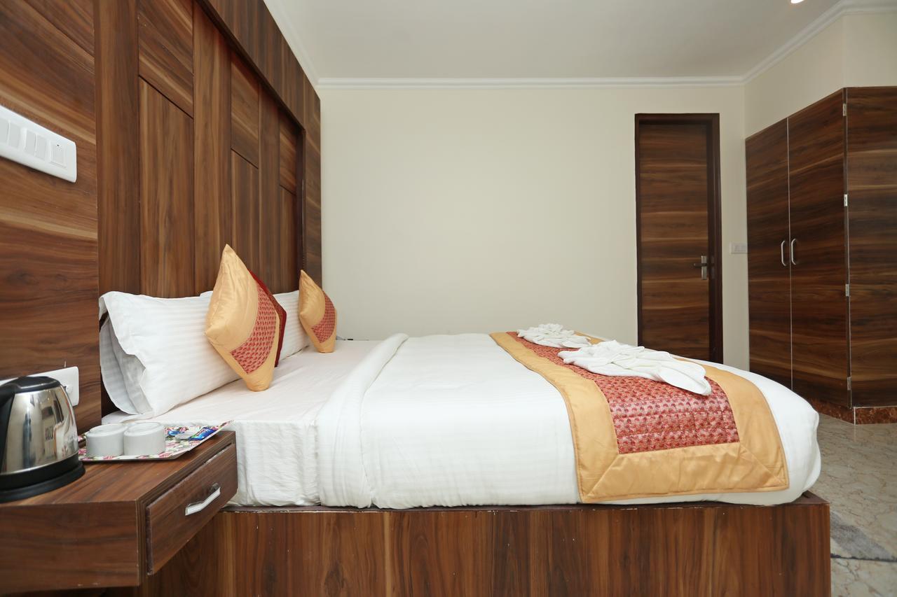 Aerostay Hotel