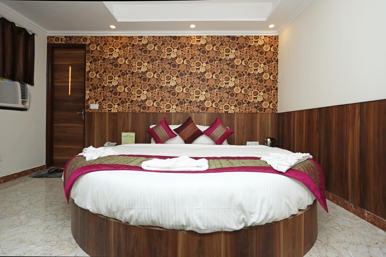 Hotel Aerostay 3*