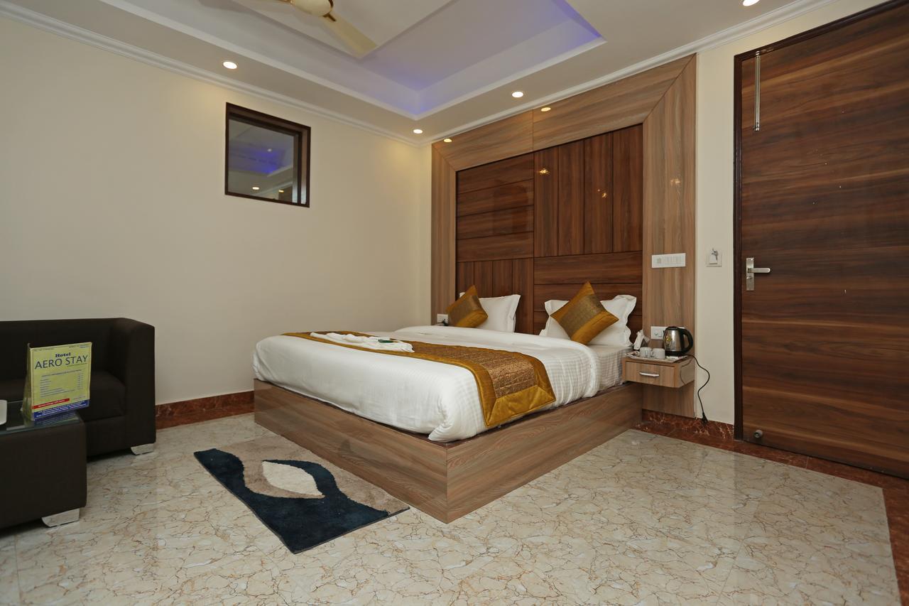 Hotel Aerostay New Delhi