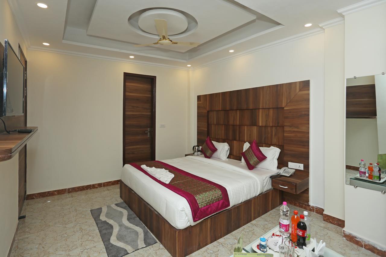 Hotel Aerostay