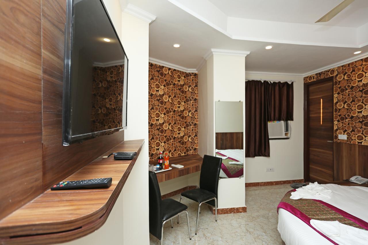 Hotel Aerostay