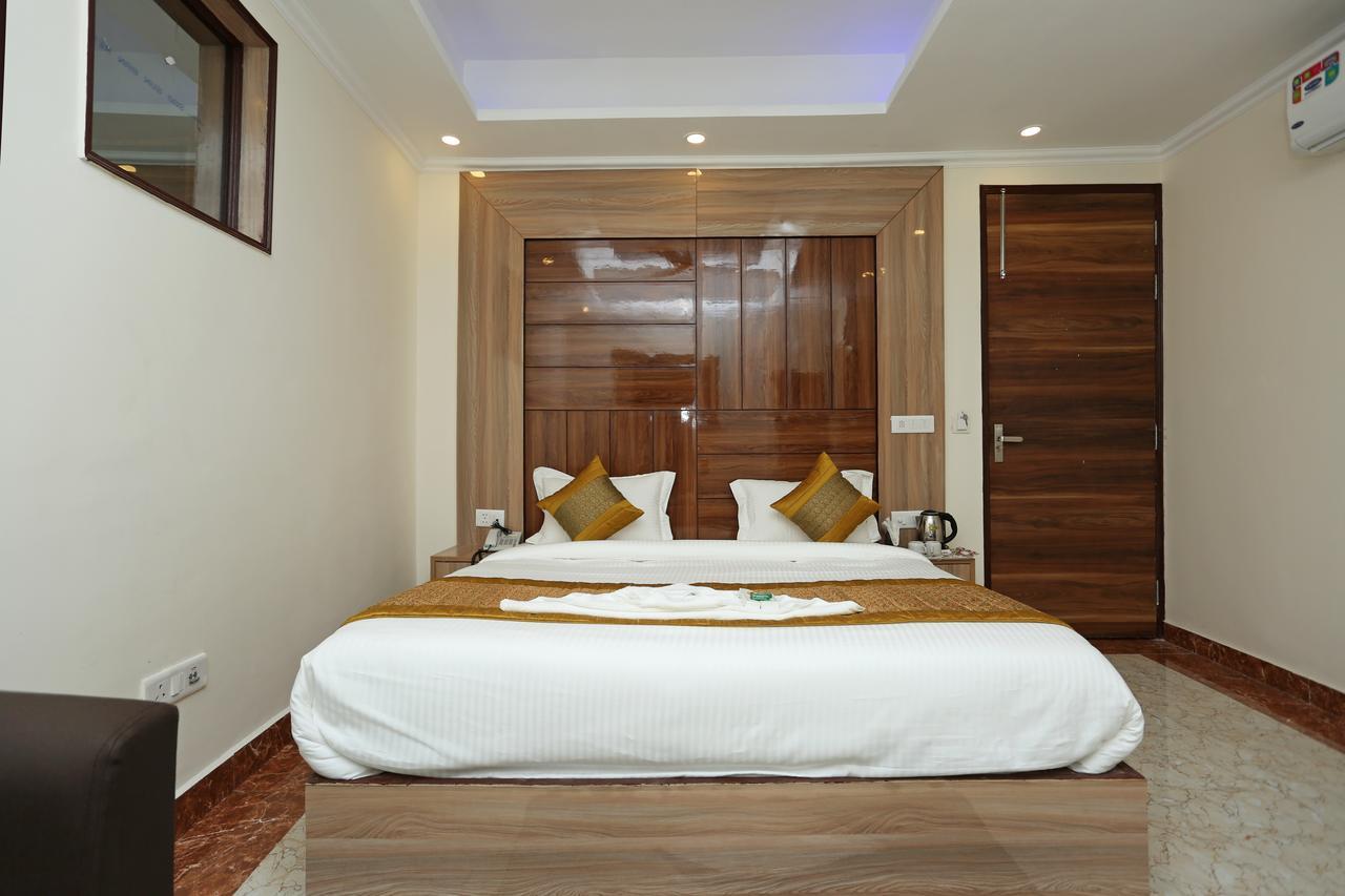 Aerostay 3* New Delhi